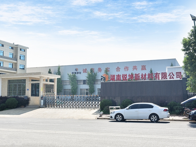 在湖南 網(wǎng)上應(yīng)該如何選擇凈化彩鋼板