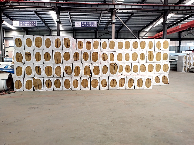 50mm巖棉夾芯板一平方的重量是多少？